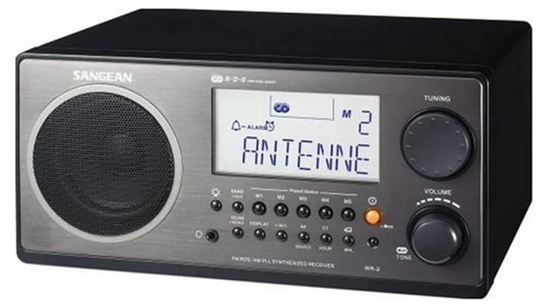 Sangean WR-2 Ahşap Masaüstü Radyo – AM/FM RDS, 10 Hafıza, Kumandalı