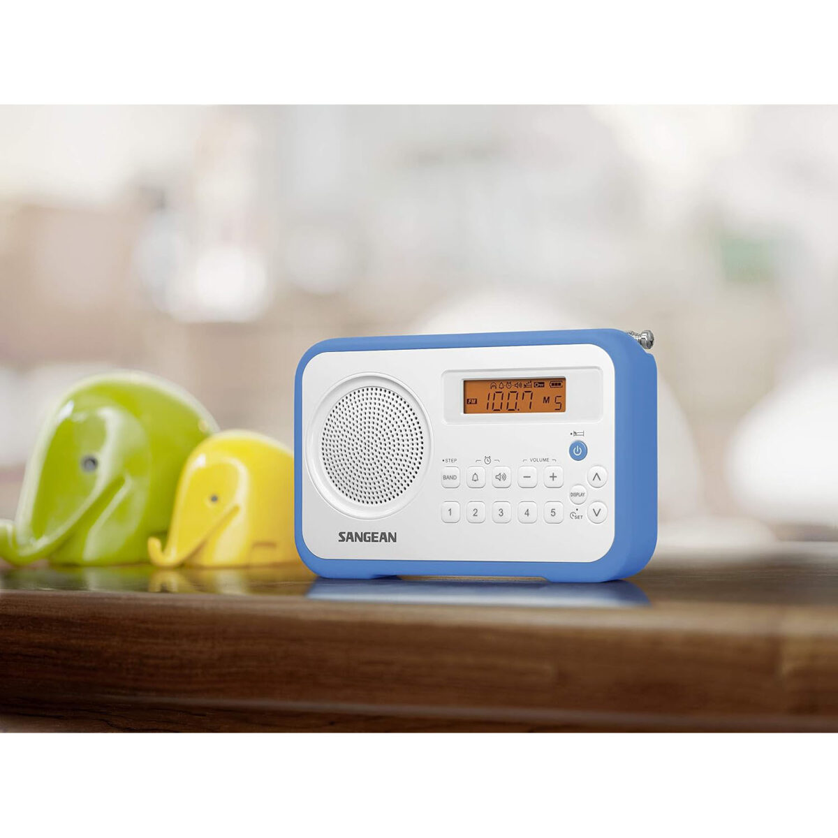 Sangean PR-D18BU AM/FM Taşınabilir Dijital Radyo Koruyucu Tamponlu, Beyaz/Mavi - Görsel 3